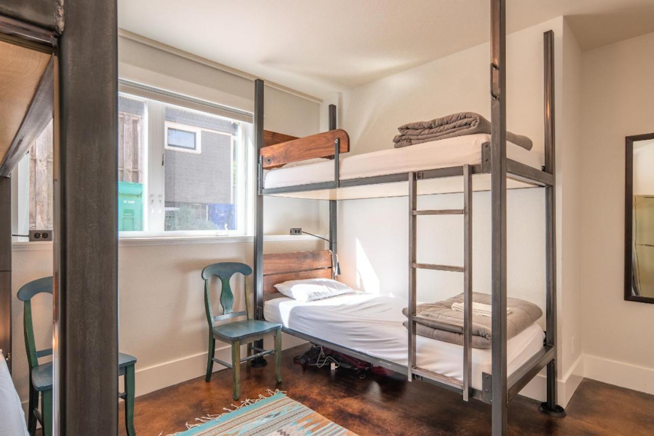 Hostel Travelers House Portland
